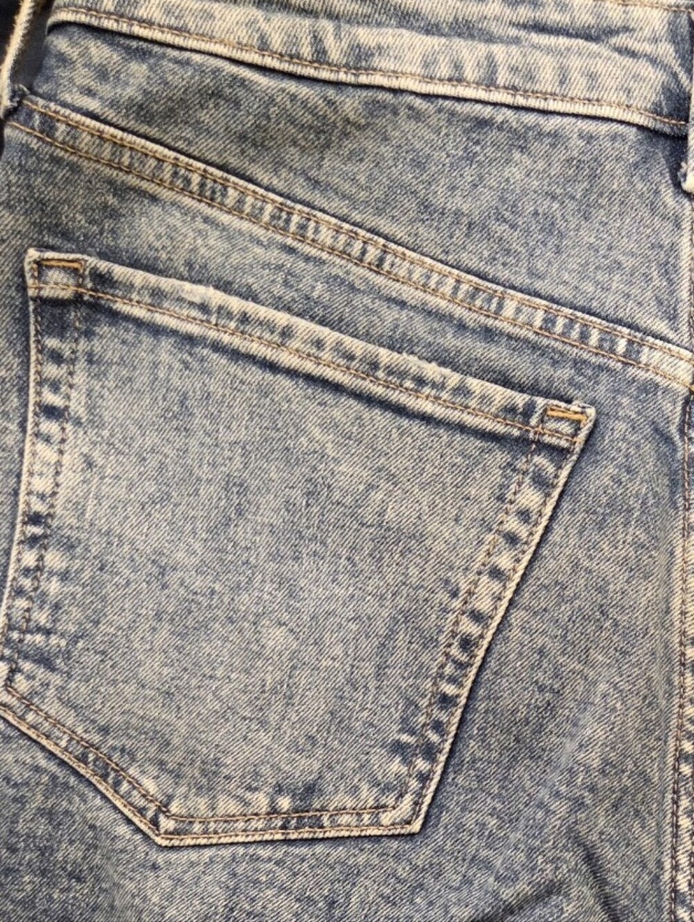 Old Navy O.G. Straight High-Rise Distressed Jeans - Size 8 - Picture 3 of 3